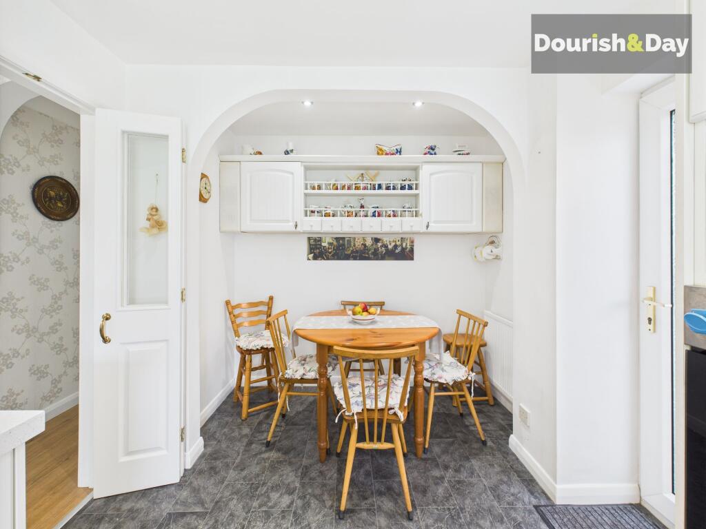 Kitchen Breakfast Area