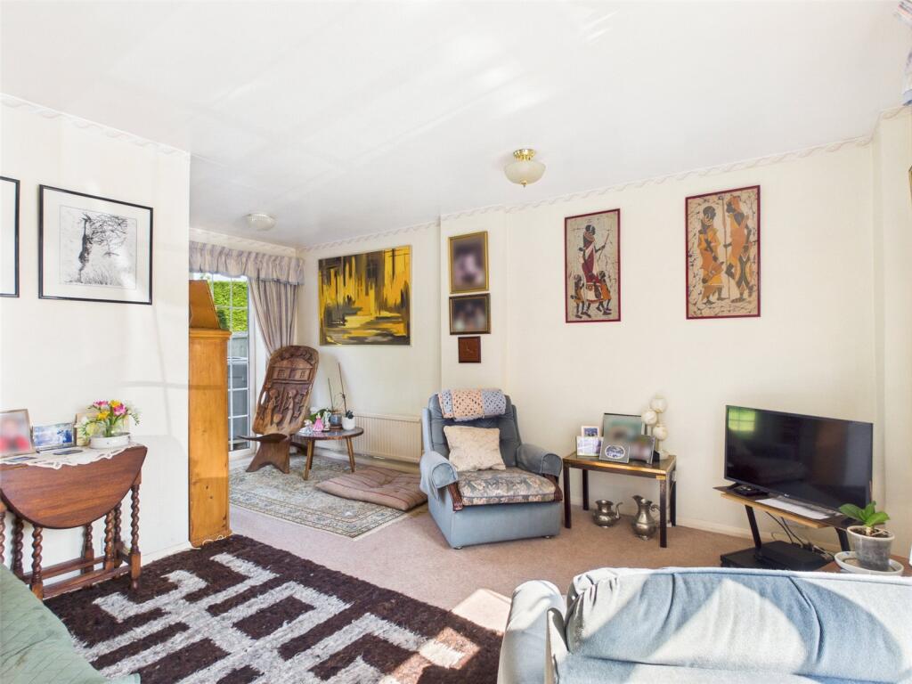 Family Room / Annexe