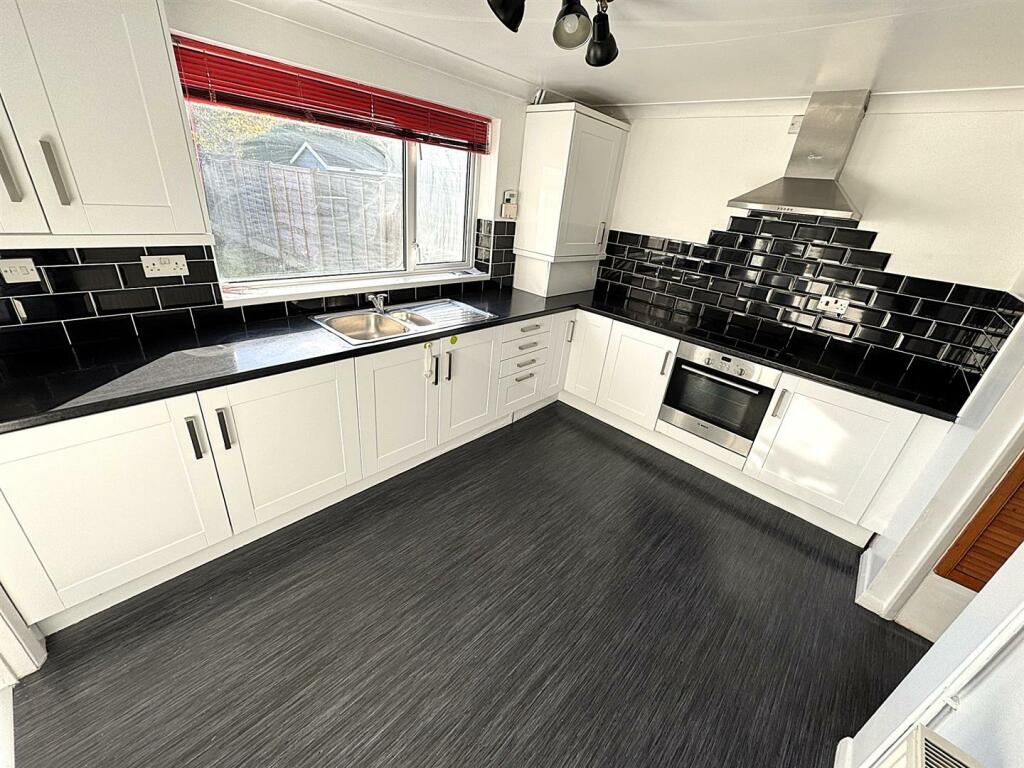 thumbnail_image2 (1).jpg