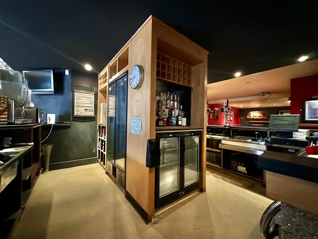 BAR AREA