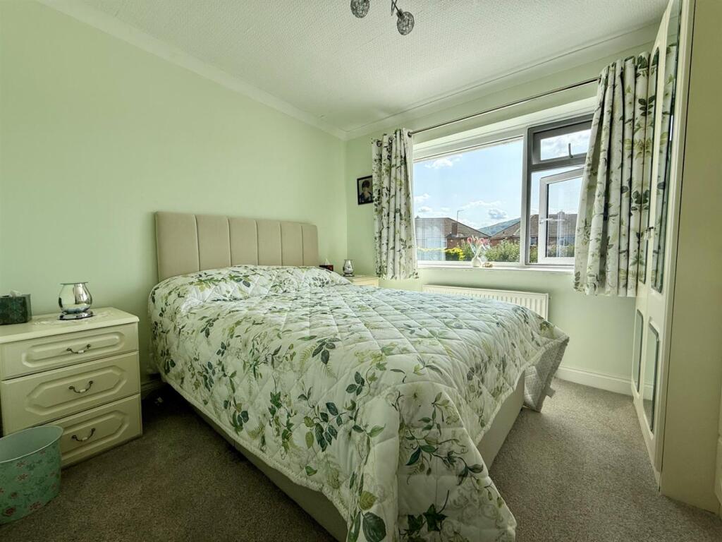 Bedroom3.jpg