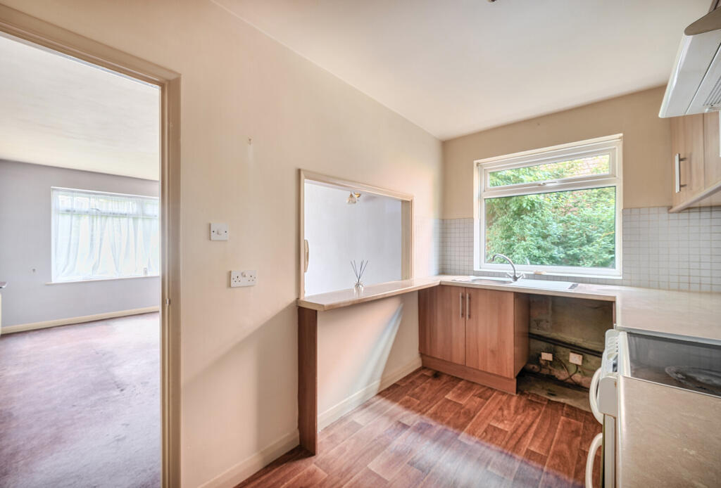 1303006-5-683de02...