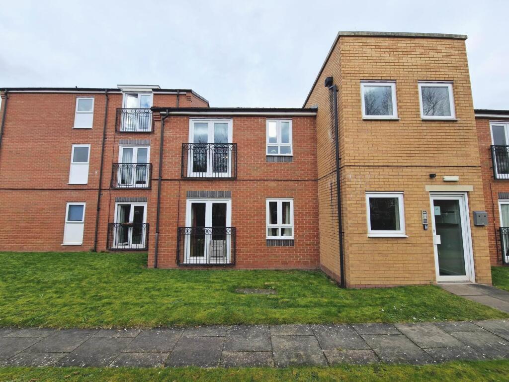 Howell Mews- 2 Bedroom ground floor apartment for