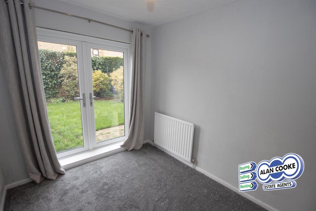BEDROOM 2