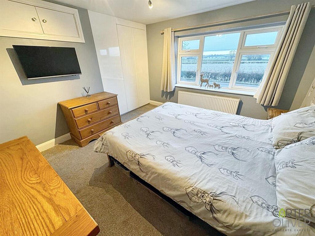 BEDROOM 1 B.jpg