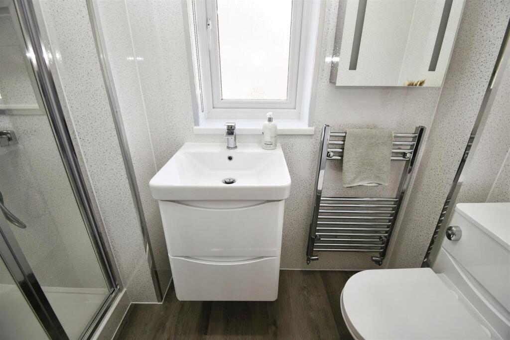 En-suite shower room