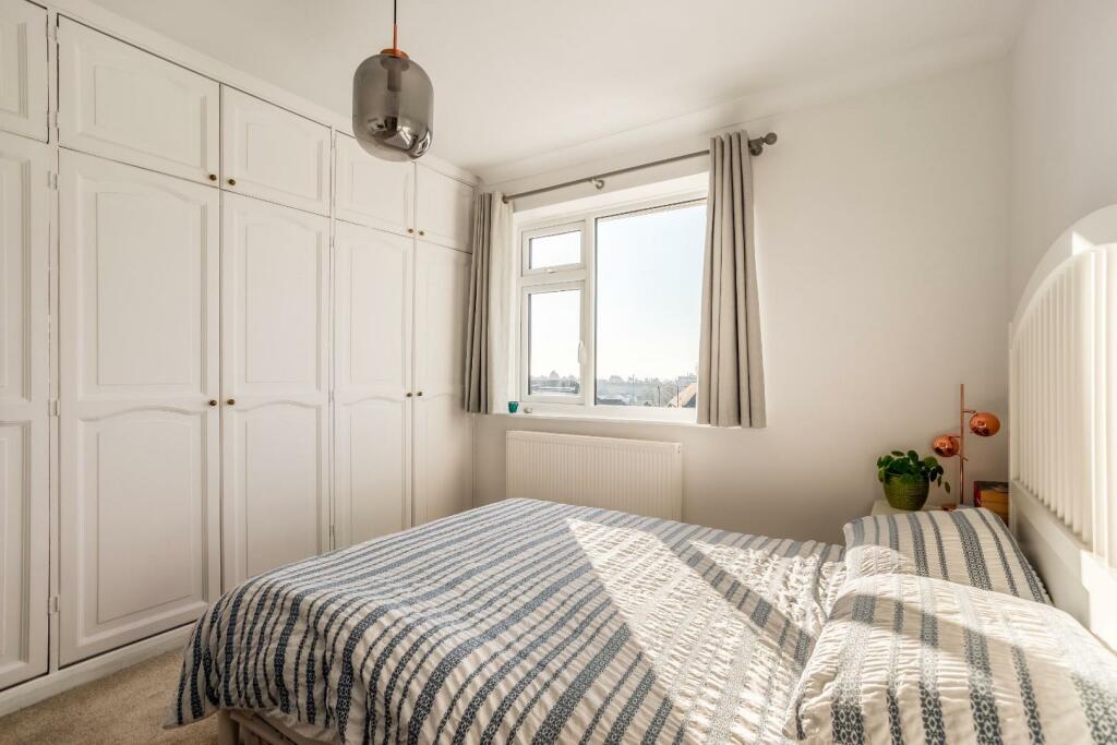 43 Gleton Avenue-4.jpg