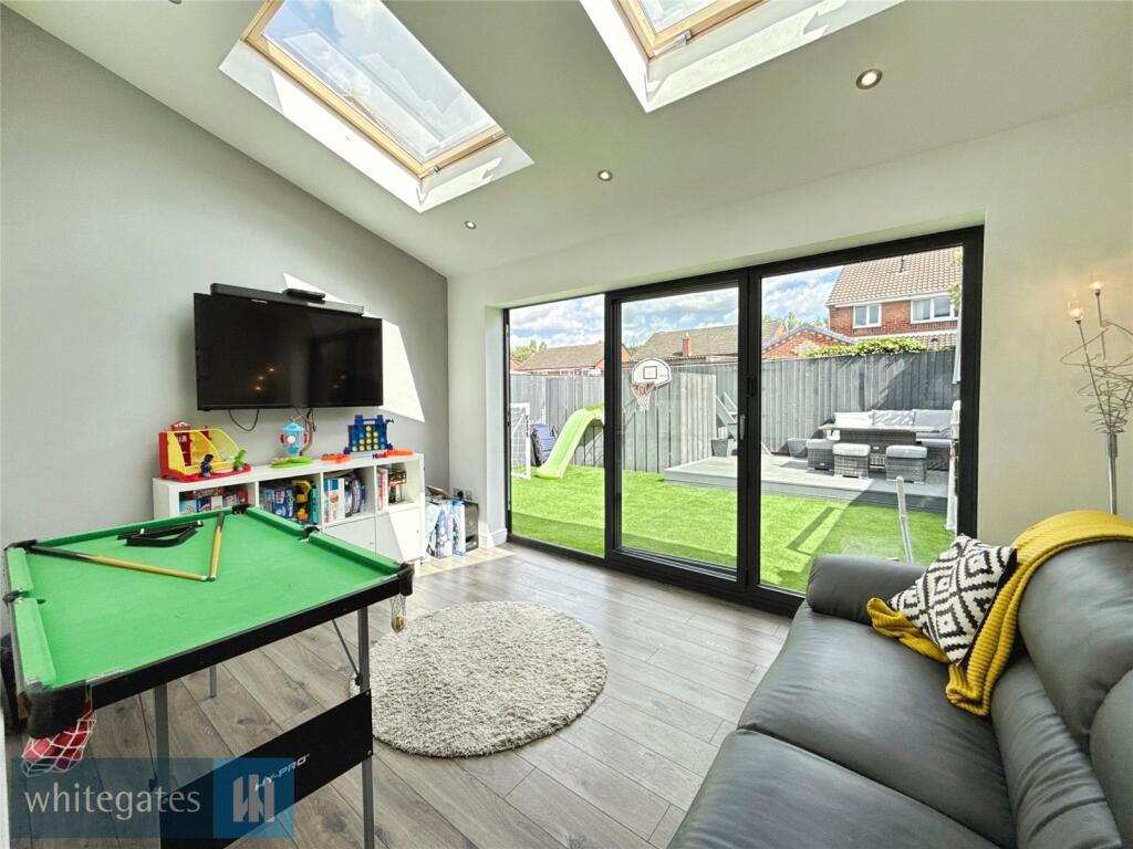 Sun/Play Room
