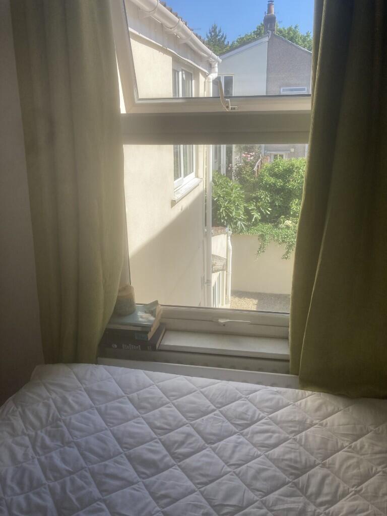 Room 4 @ £725pcm