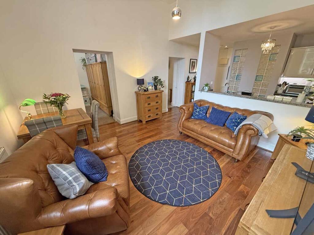 Evans Court - Living Room Front.jpg