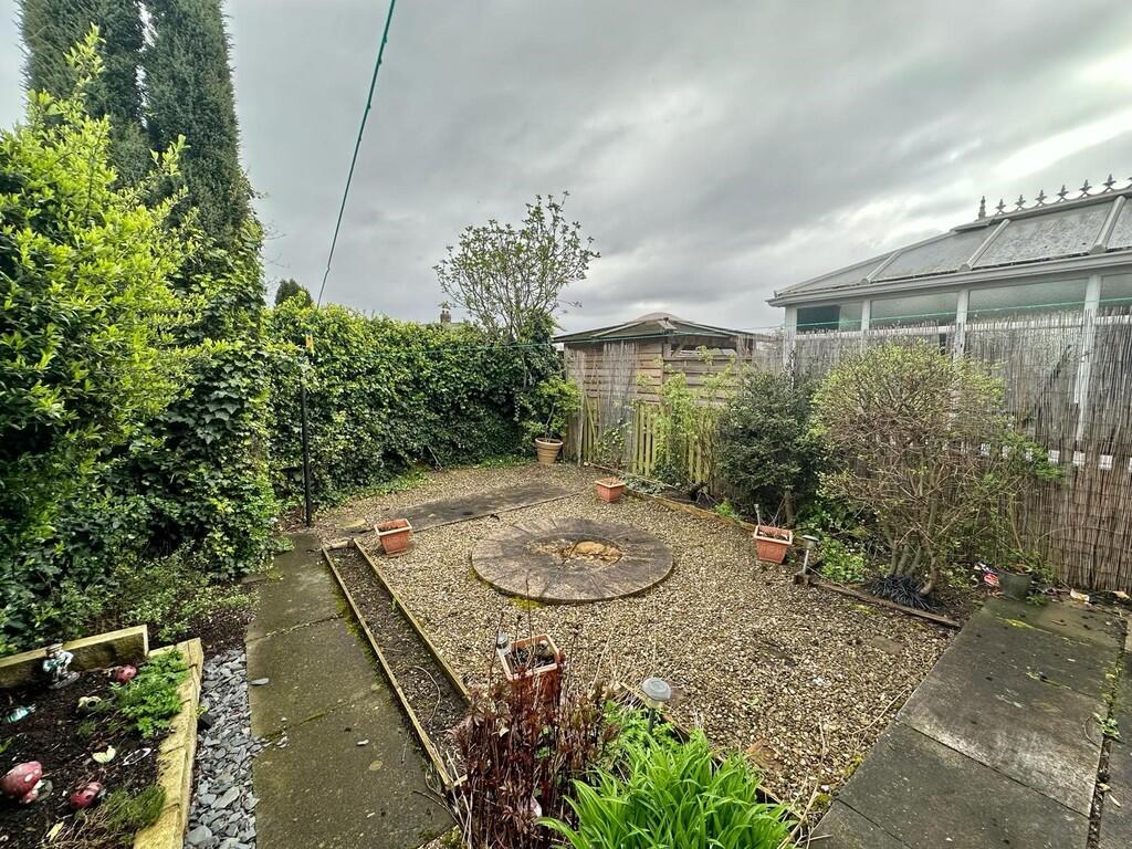 28 br IMG_1049_12...