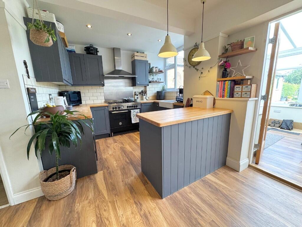Kitchen area