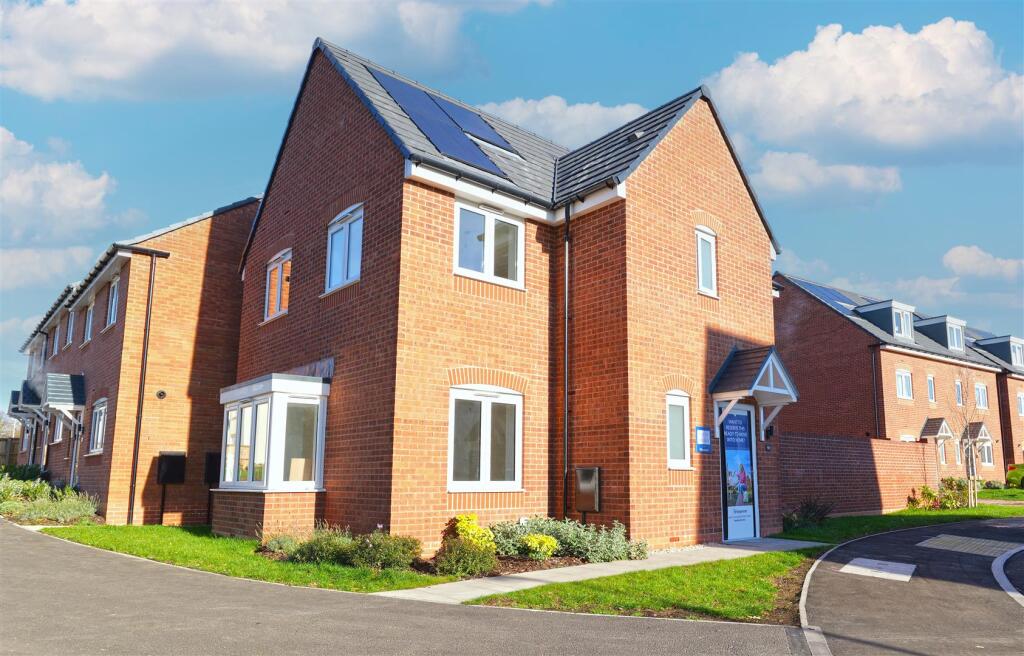 Plot 39 Front External 2.jpg