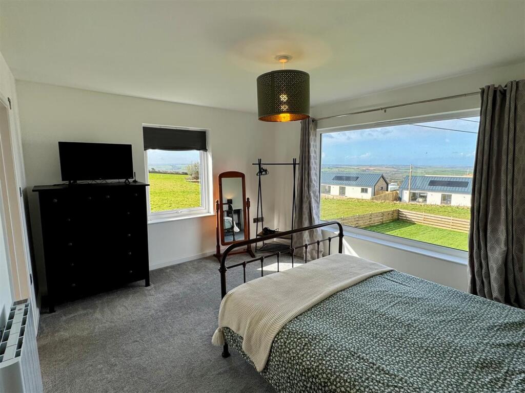 4 Higher Fraddon Bedroom 1