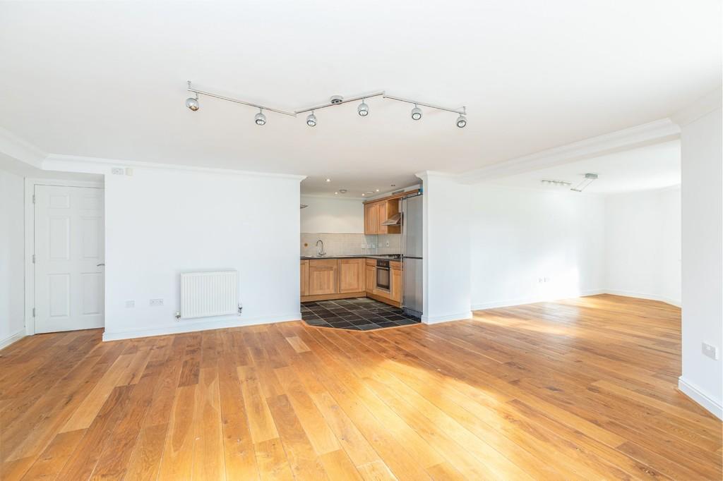 Open Plan Living/...