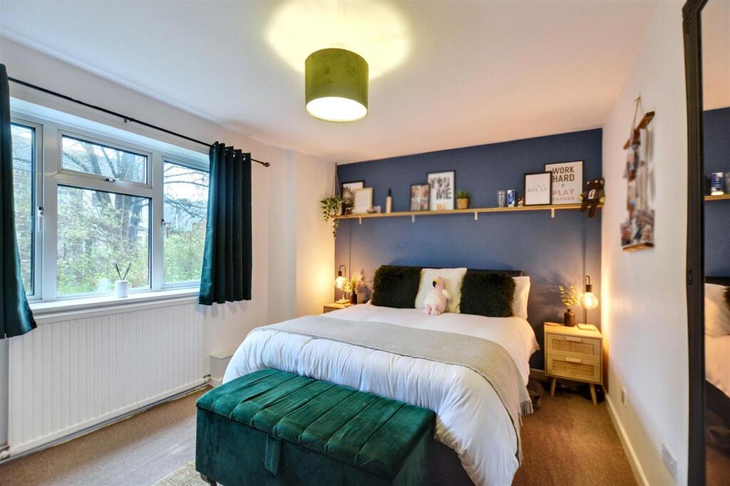 Bedroom_1.jpeg