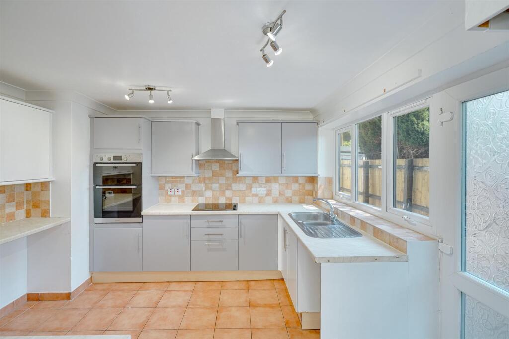 63 Toyse Lane, Burwell--13.jpg