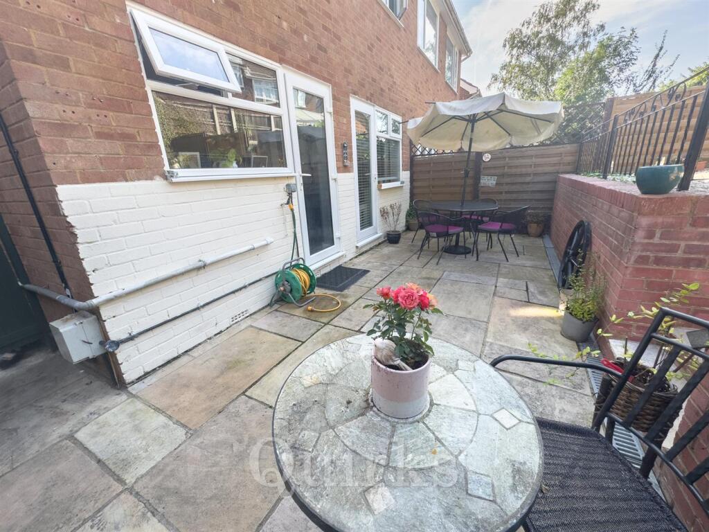 Garden 2.jpg