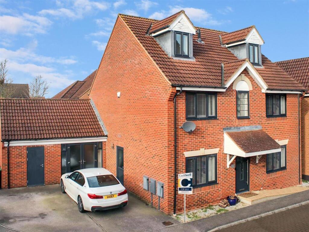 Extended StudyFamily room.jpg.JPG