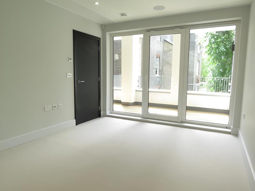 Bedroom.jpg