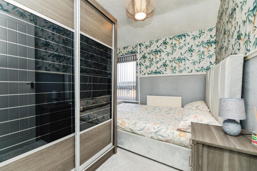 pbox-bedroom-345742.jpg
