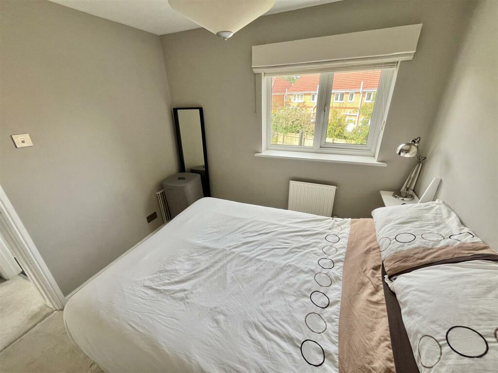 Bedroom 2 Aspect 2