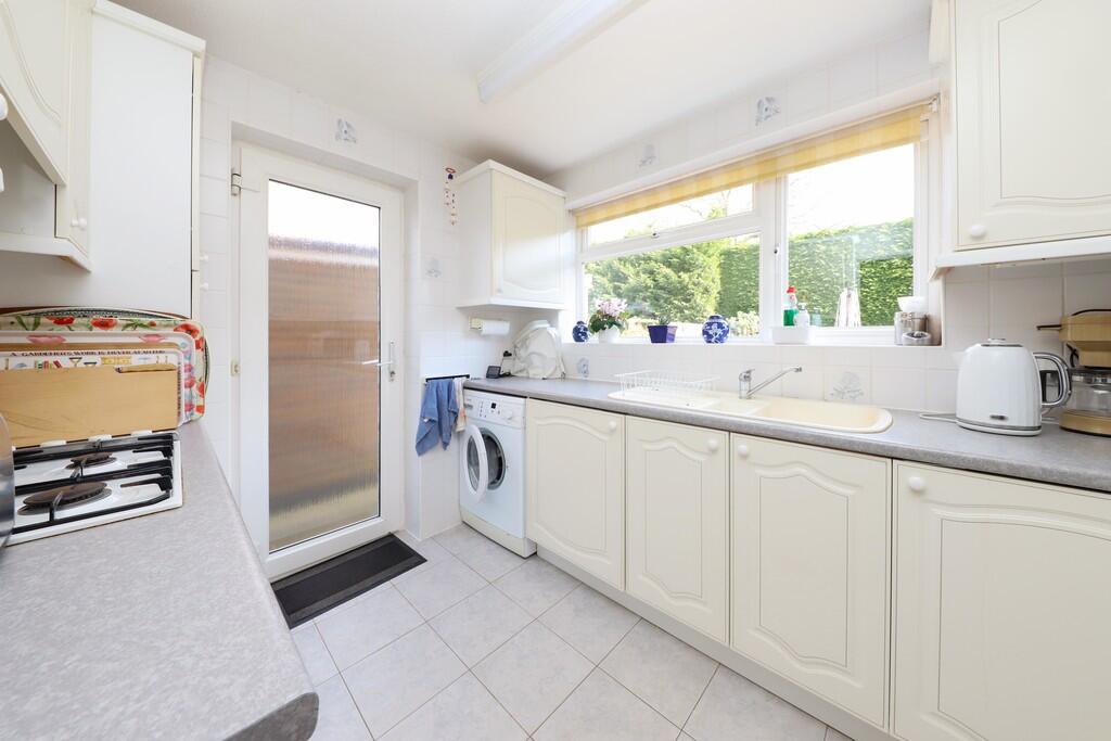 36 Sequoia Park (...