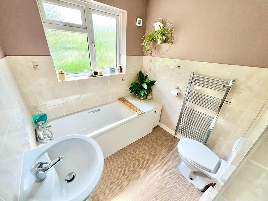 IMG-20240916-WA00...