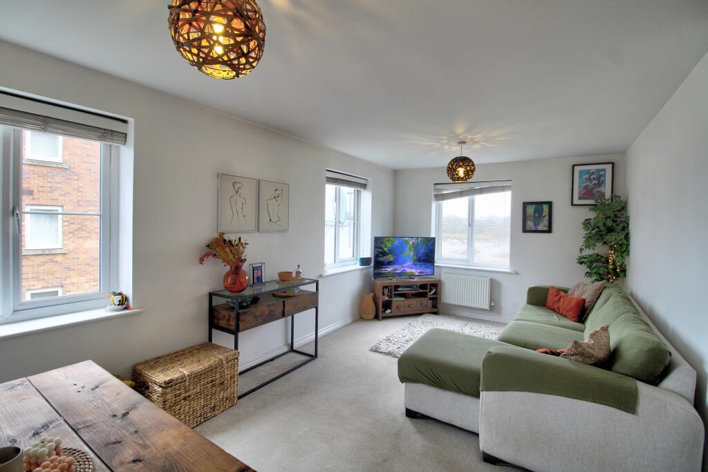 IMG_9951_2_3_Interior 4