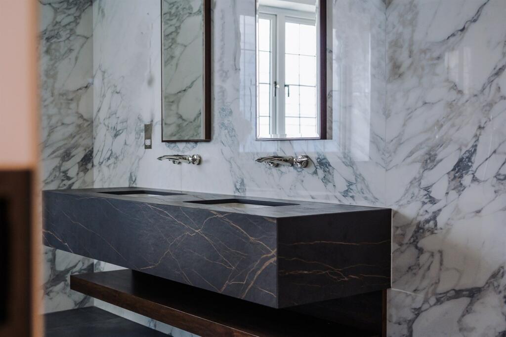 Bathroom Detail