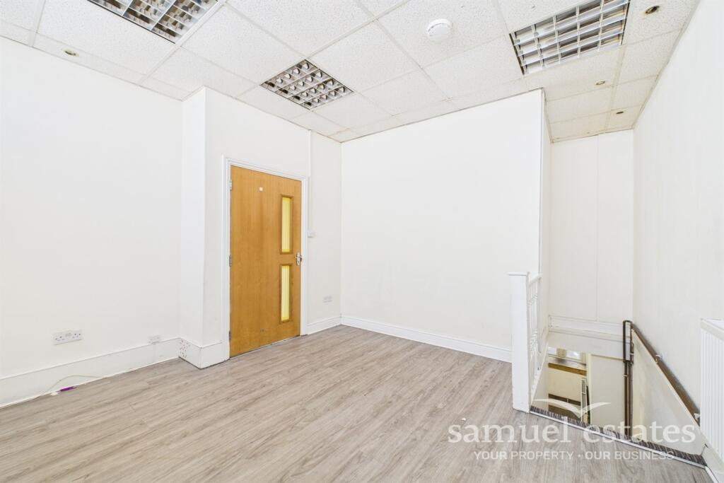 Studio / Reception