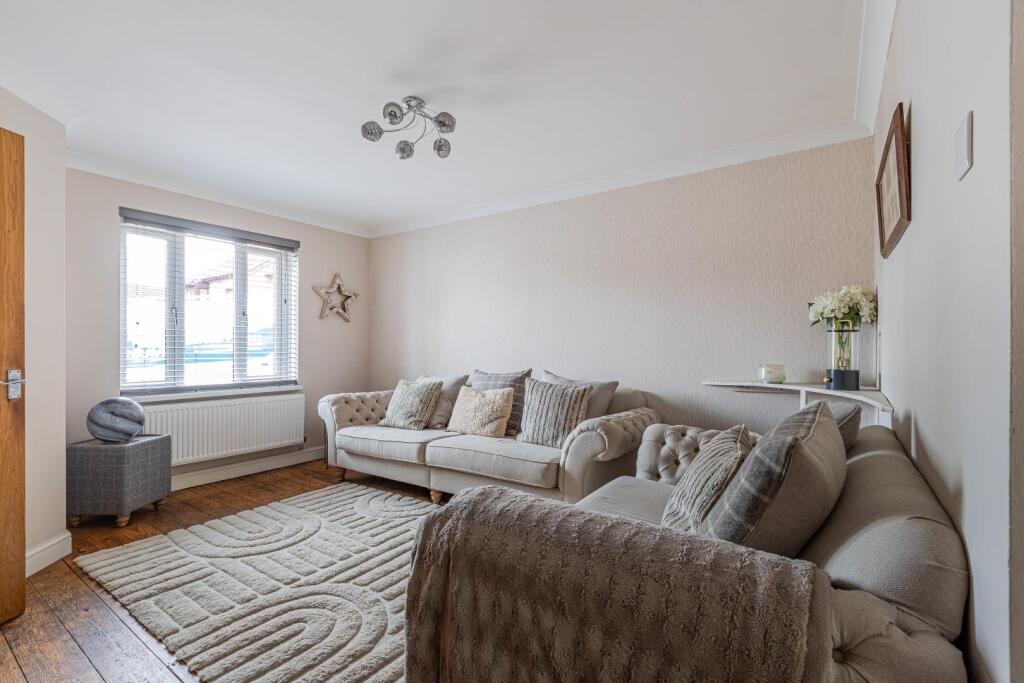 Clos Y Gwalch 7-22.jpg