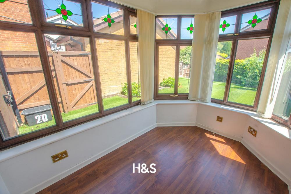 20 whitemoor drive - conservatory.jpg