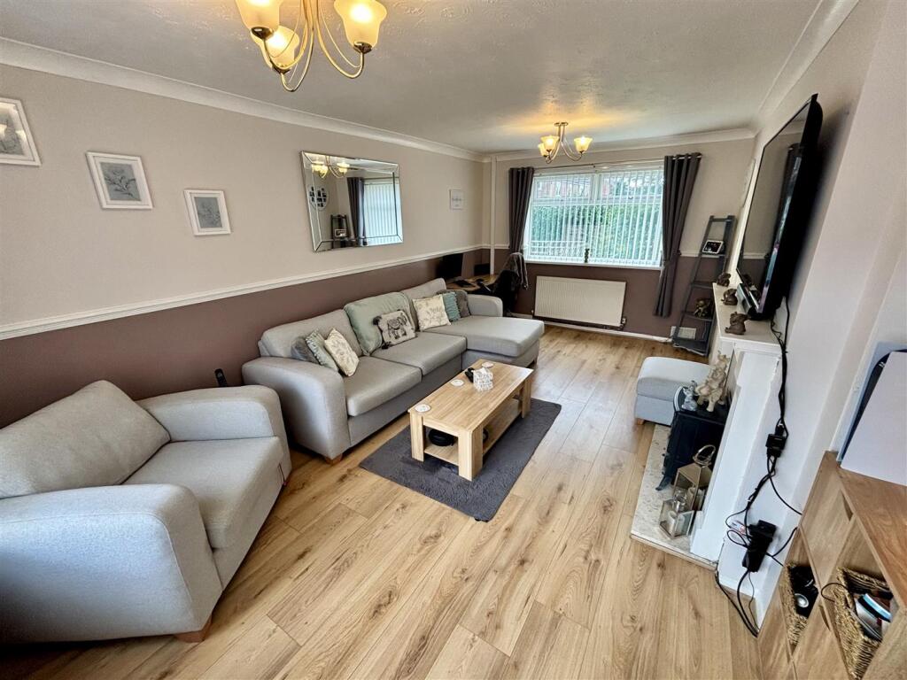 Open Plan Living and Dining Room