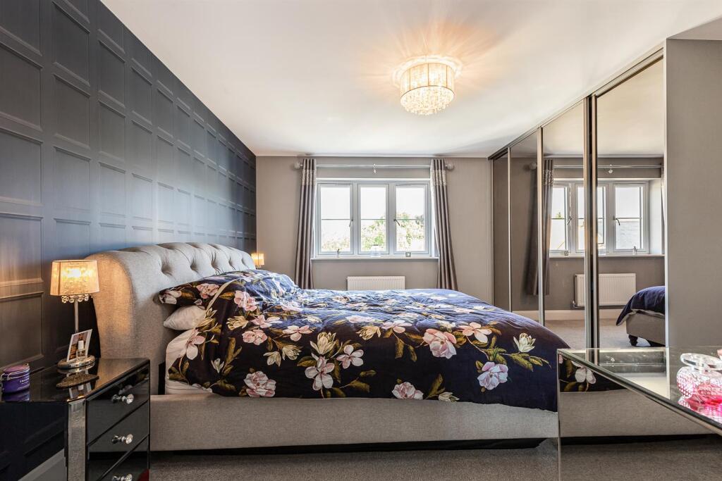 Master Bedroom 3.jpg