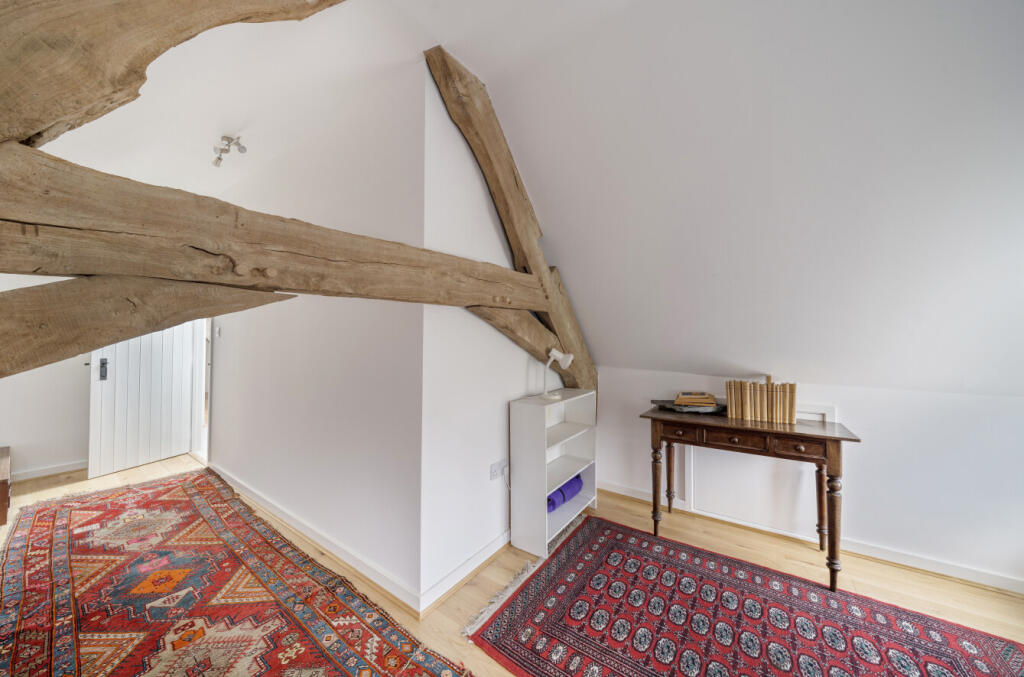 1346329-23-68b717...