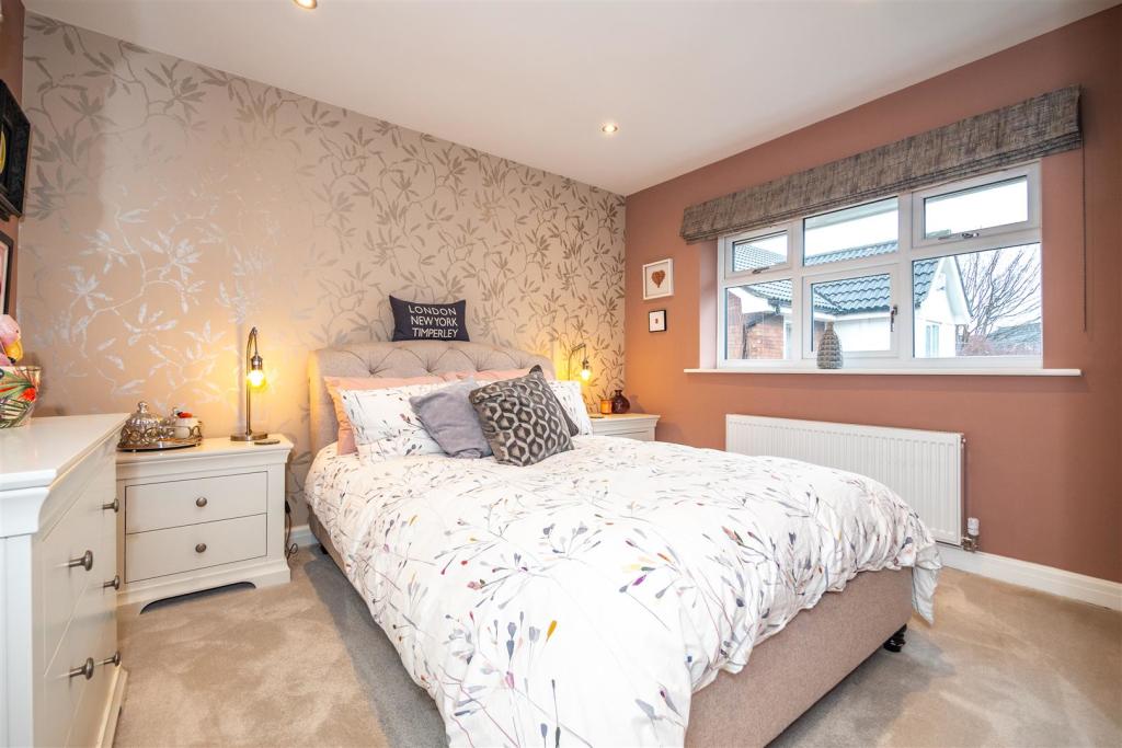Bedroom 2.jpg