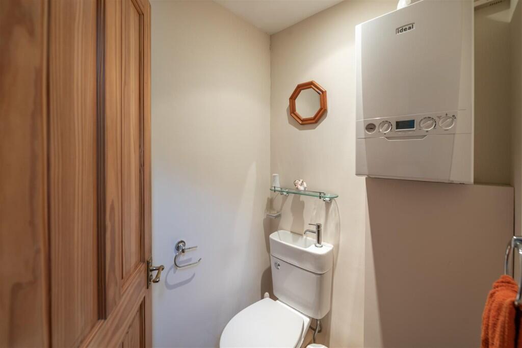 Cloakroom 