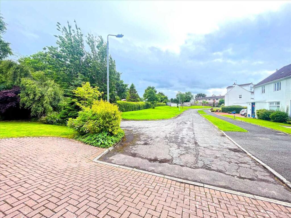 Front Garden &amp;