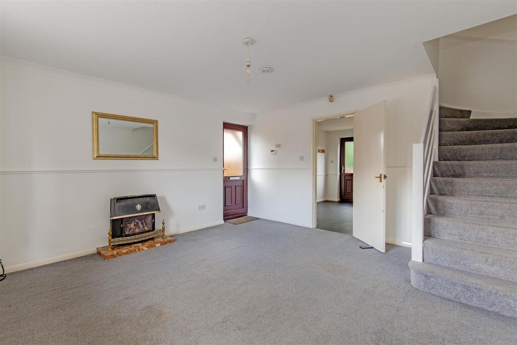 Reception Room-2.jpg