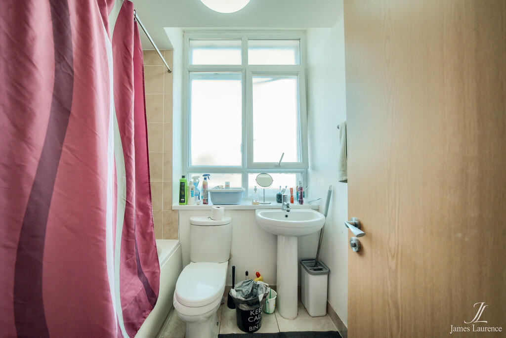 XT5A6767-HDR(3)
