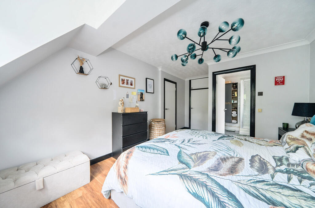 1326797-3-687e2d8...