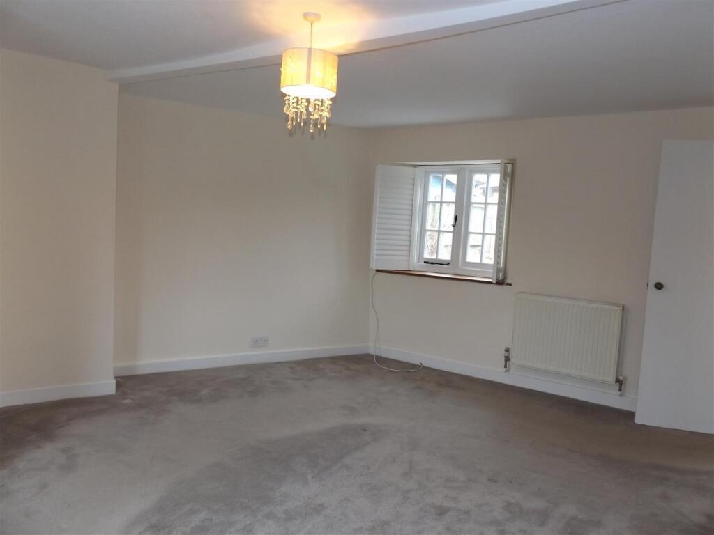 Main Bedroom