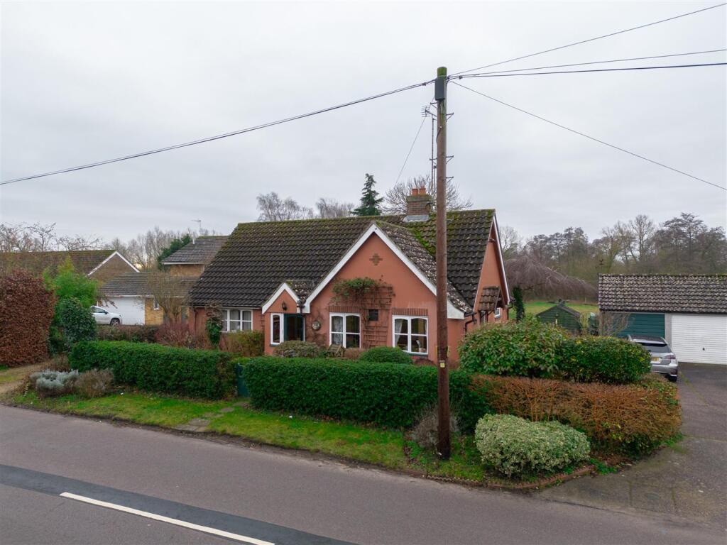 20250203103144 - DJI_0158 - Wood Cottage, Stow Roa