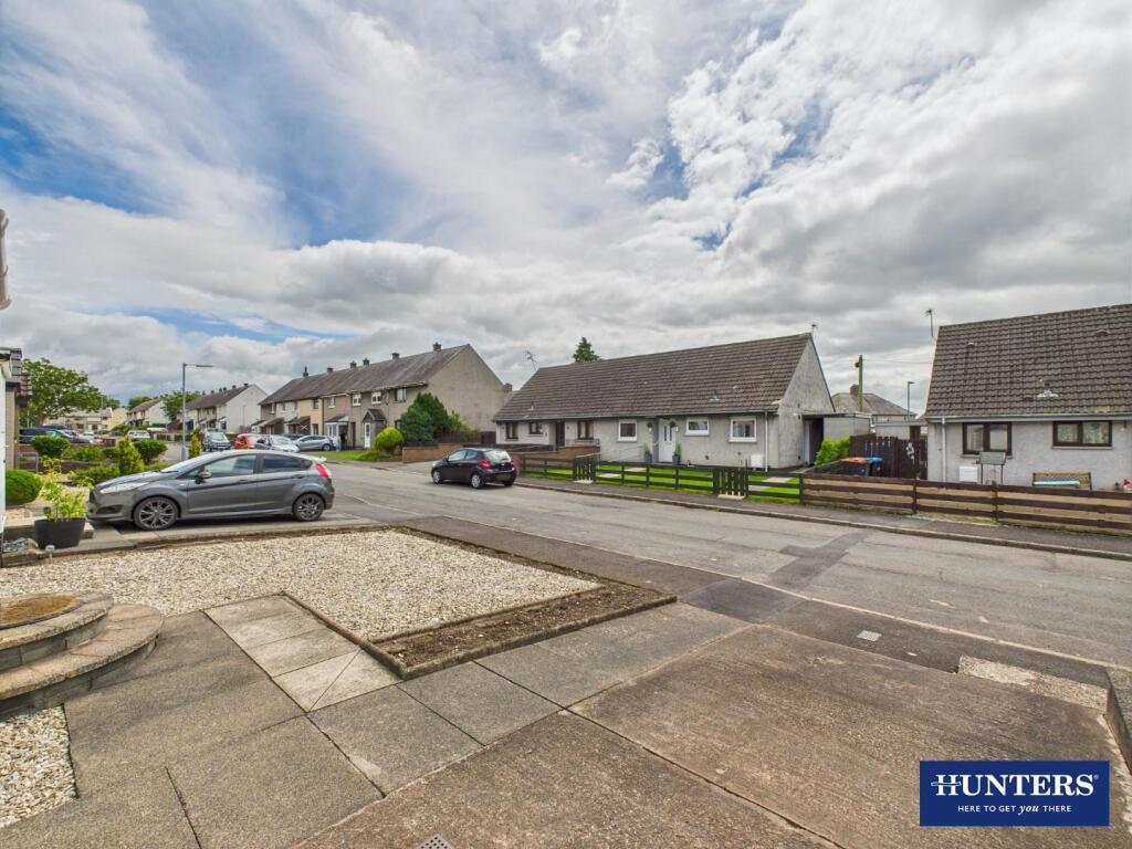 Front Garden/Driveway