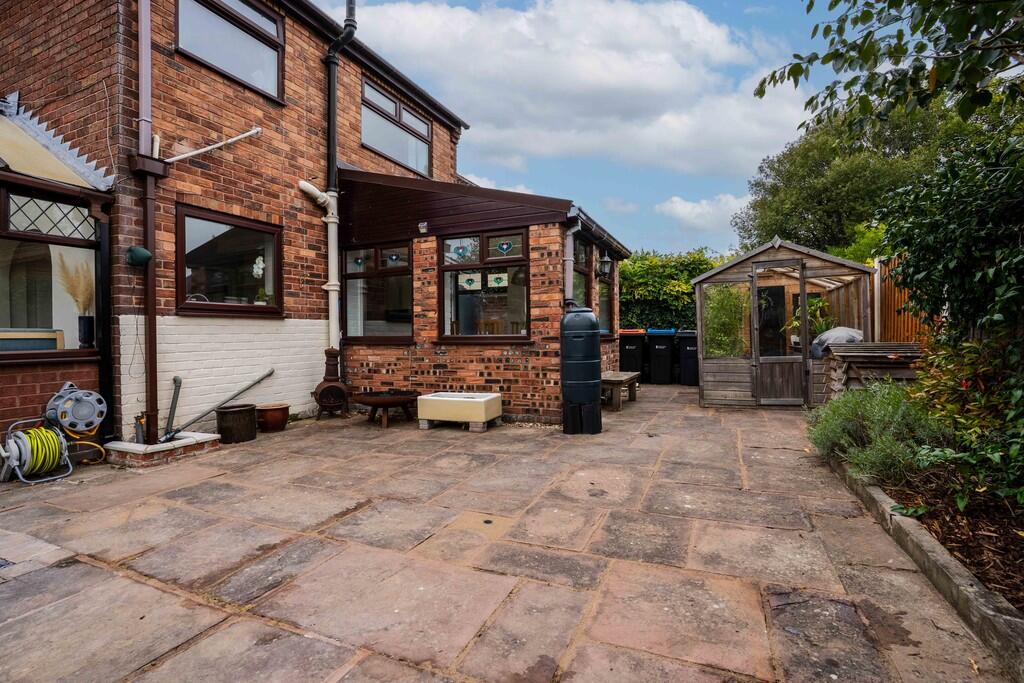 23 Chestnut Close...