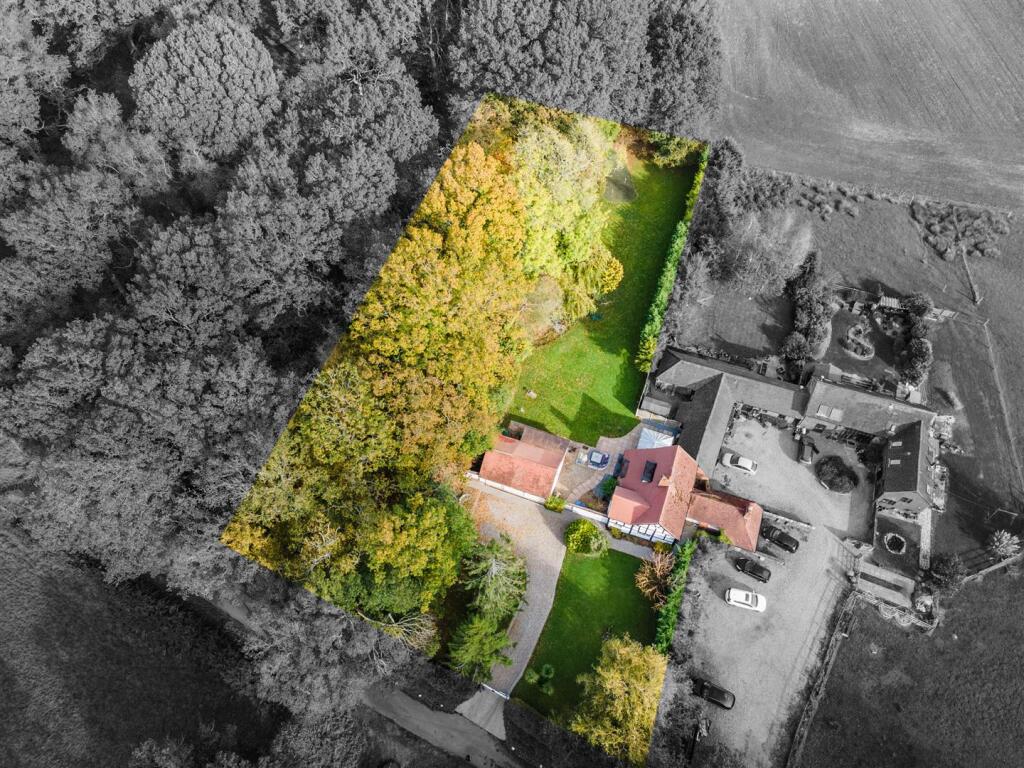 Old Grove Farm_4 B&amp;W.jpg