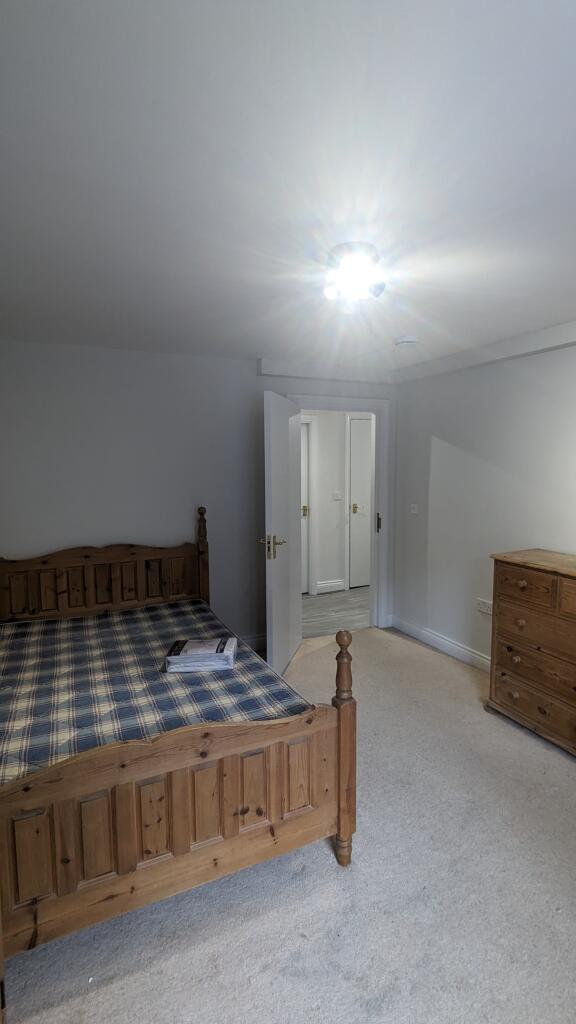 bedroom d