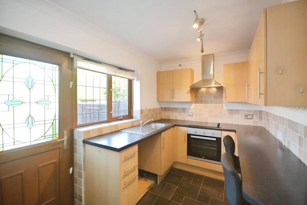 9ada5d2c-Kitchen.jpg
