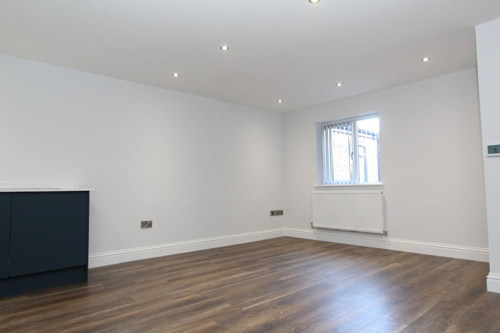 Housley Lane, Chapeltown